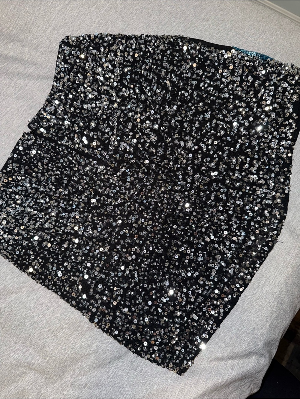NASTY GAL Sequin Embellished Black Mini Skirt with Colorful Motifs - Picture 4 of 4